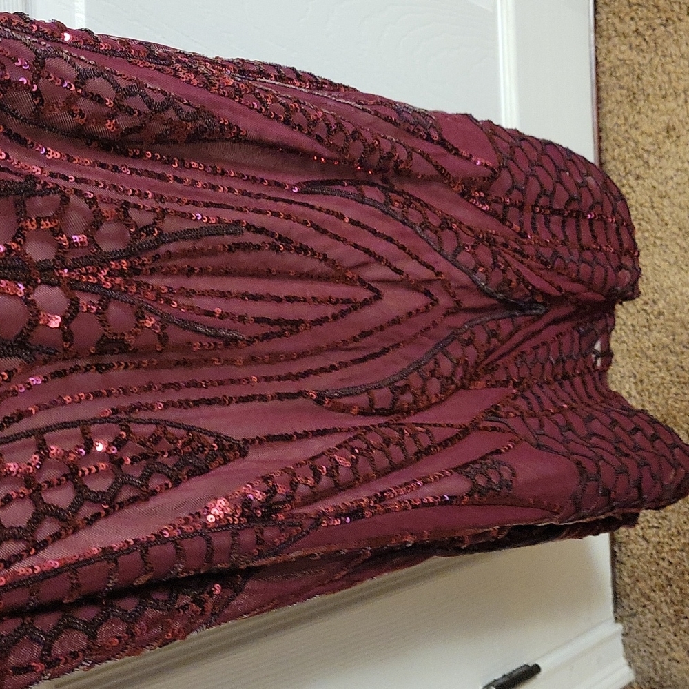 Formal gown - Picture 4 of 6